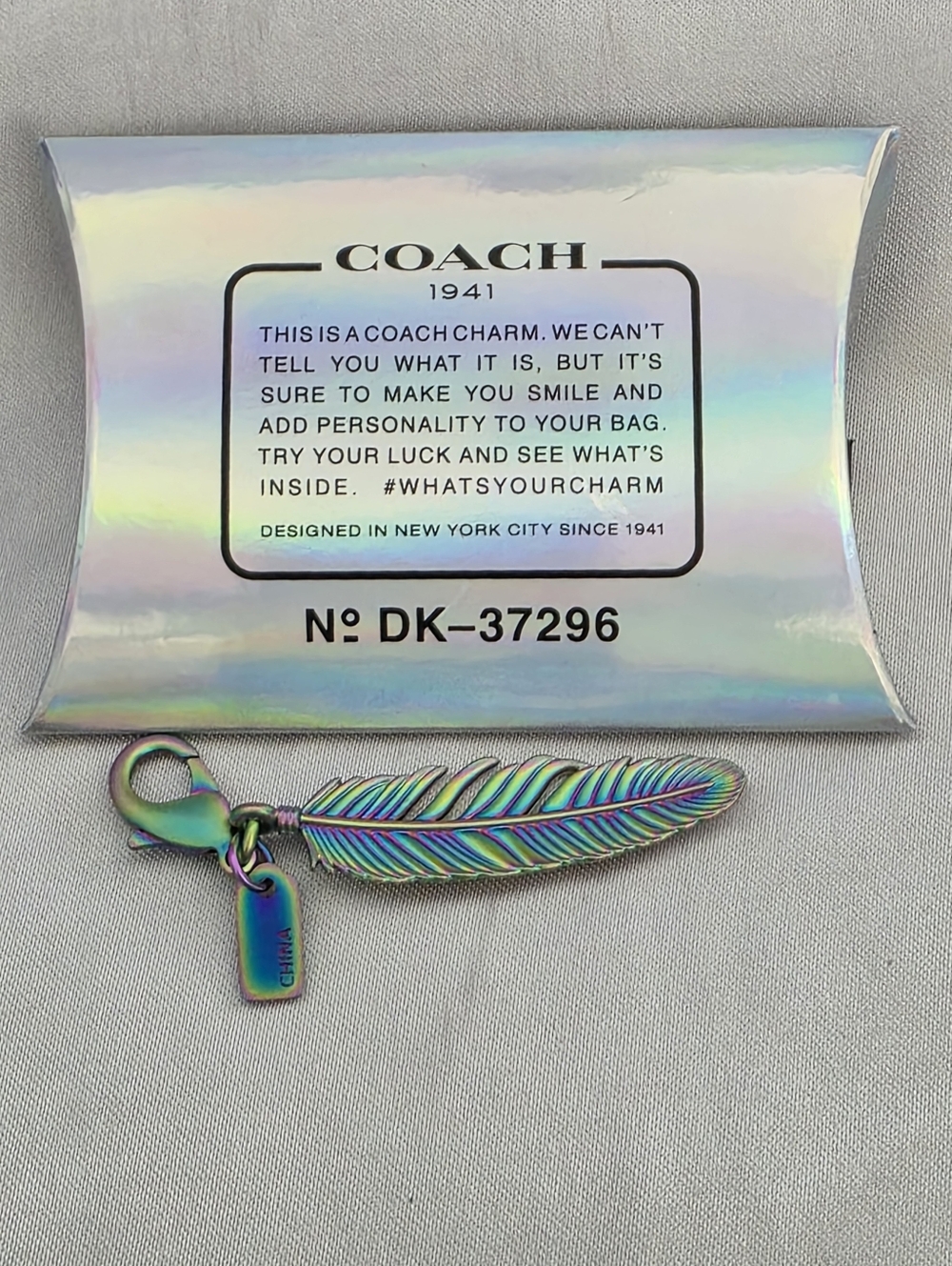 RARE Coach Iridescent Feather Charm Keychain DK-37296 - Picture 2 of 7